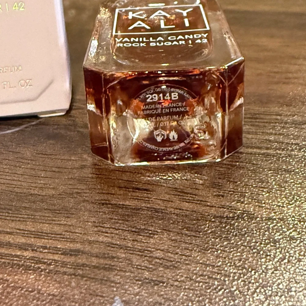 Kayali Vanilla Candy Women’s Fragrance - Cream Bottle - Picture 3 of 3